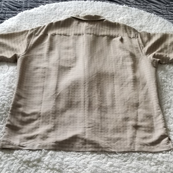 Van Heusen, Mens, Size 17 Button Shirt, New - Picture 4 of 5